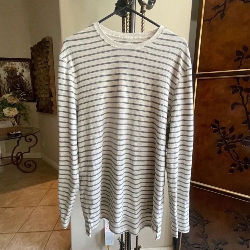 American Eagle Striped Shirt!